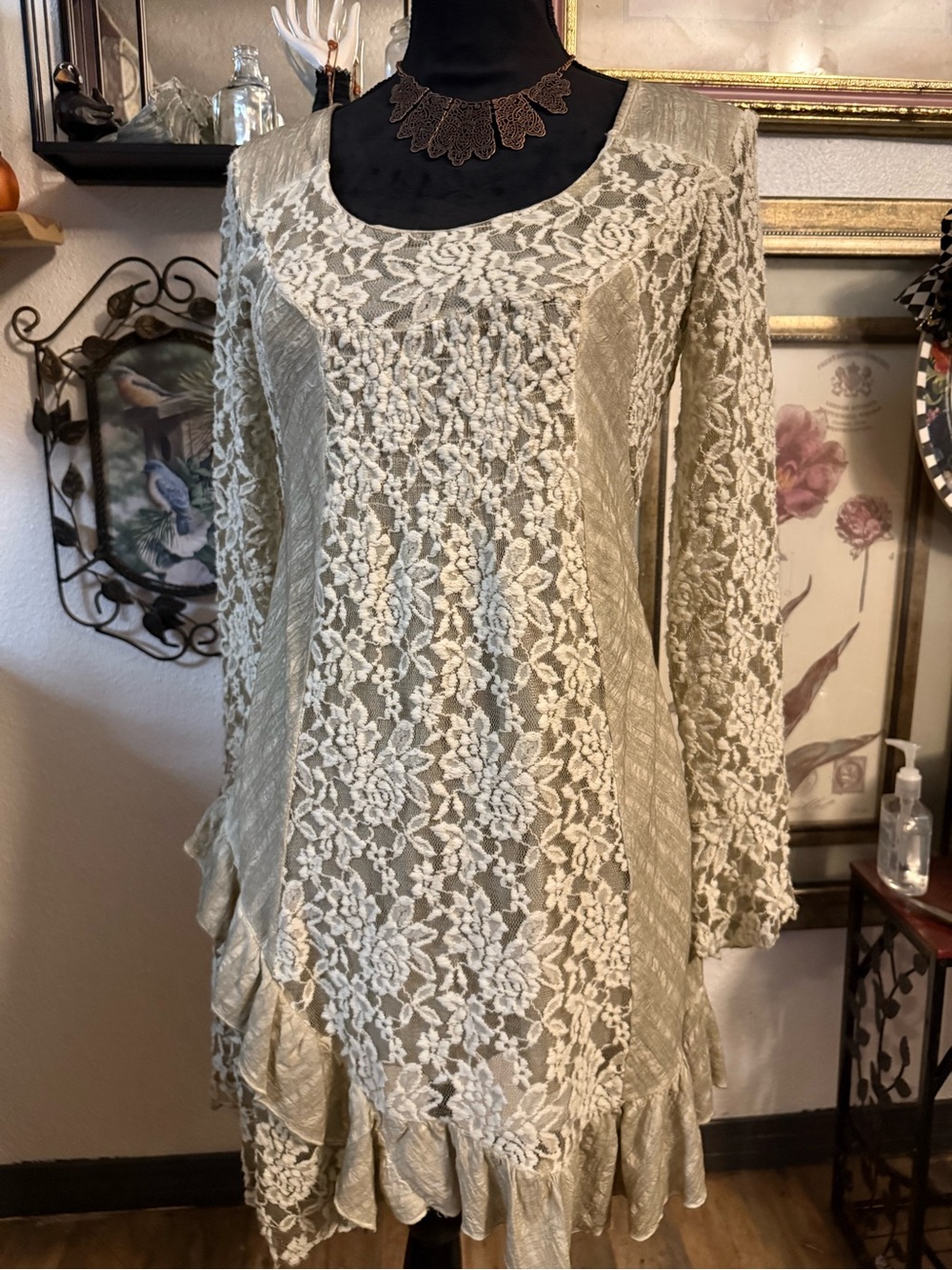 Vintage Concept Beige Cream Floral Lace Patchwork Ruffle Dress - •Size S•